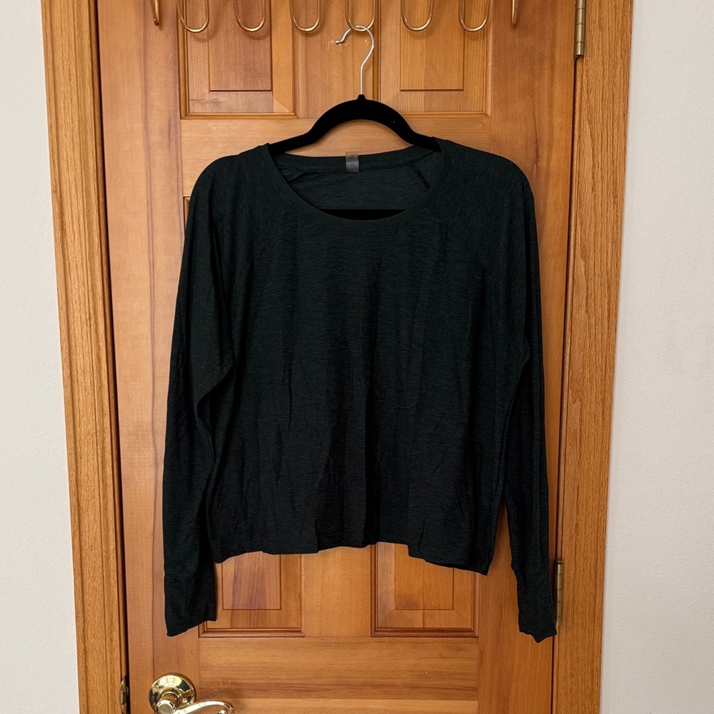 Beyond Yoga Black Long Sleeve Green Top